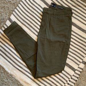 Hollister Dark Green High Waisted Jeans Size 5